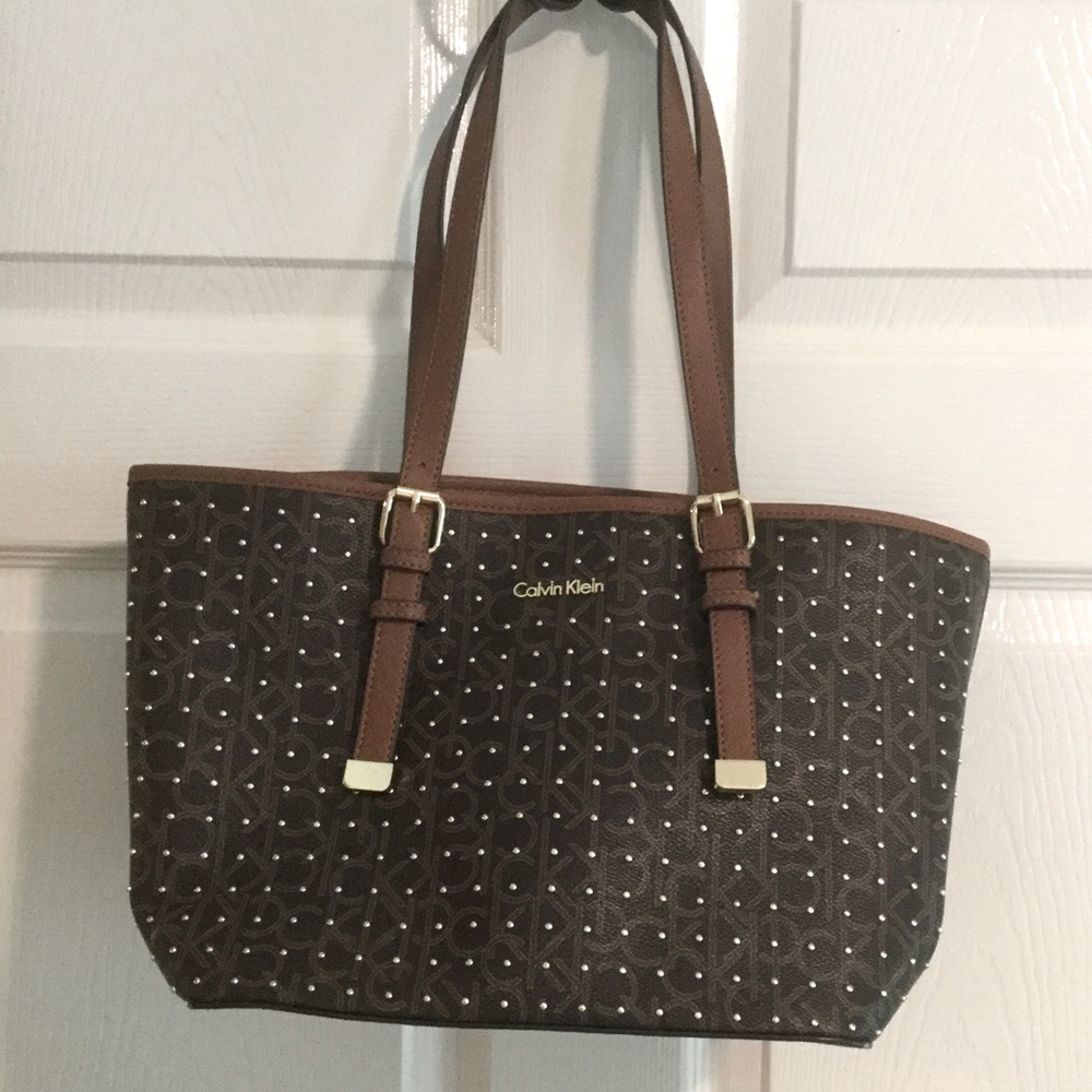 Calvin Klein brown shoulder bag with gold accents